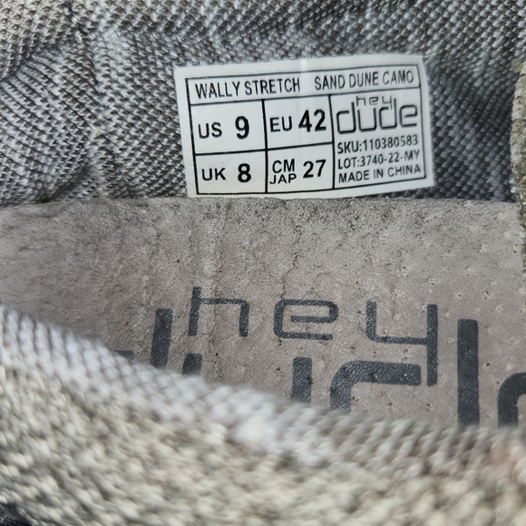 Bundle of Hey Dude Wally size 9 - Picture 3 of 5